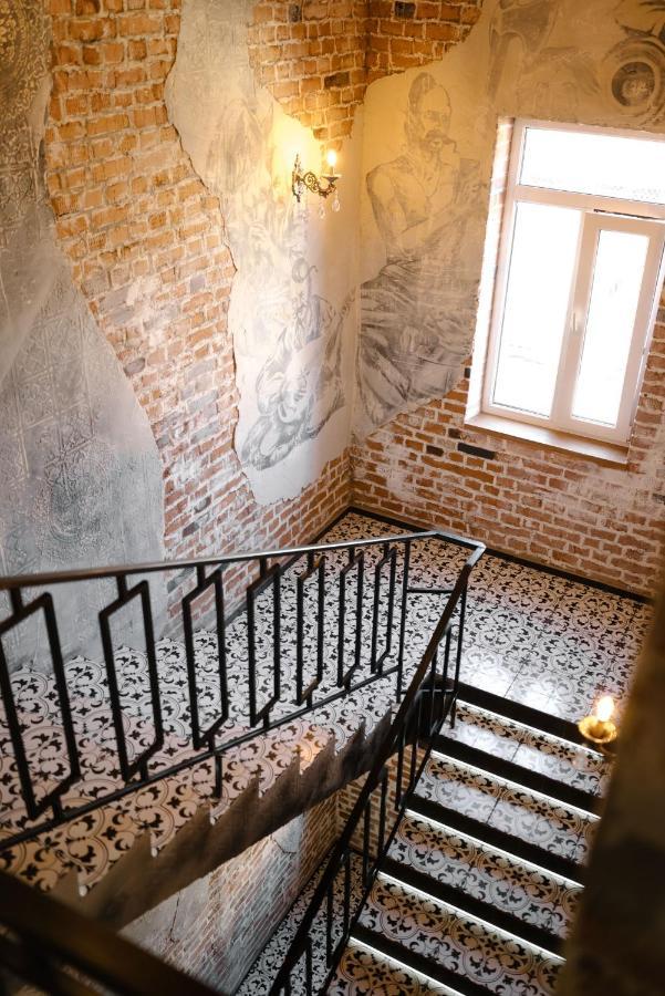 Hotel Dynasty Kamjanets-Podilskyi Eksteriør billede